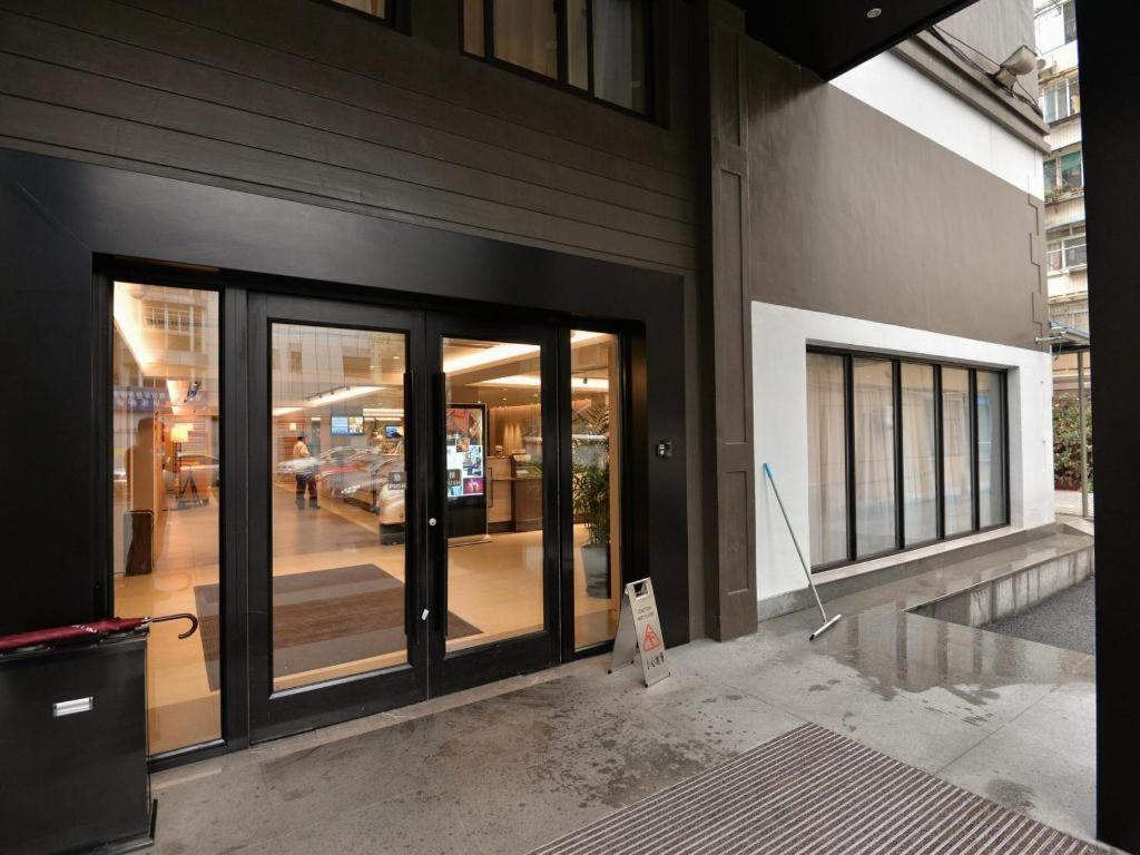 Home Inns Plus Shanghai Xujiahui Branch Экстерьер фото